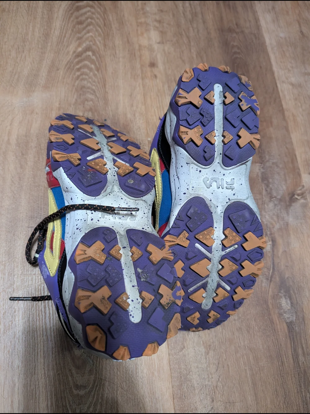 FILA Women’s Size 8 Multicolor Trail Shoes Chunky Sneakers Y2K Gorpcore